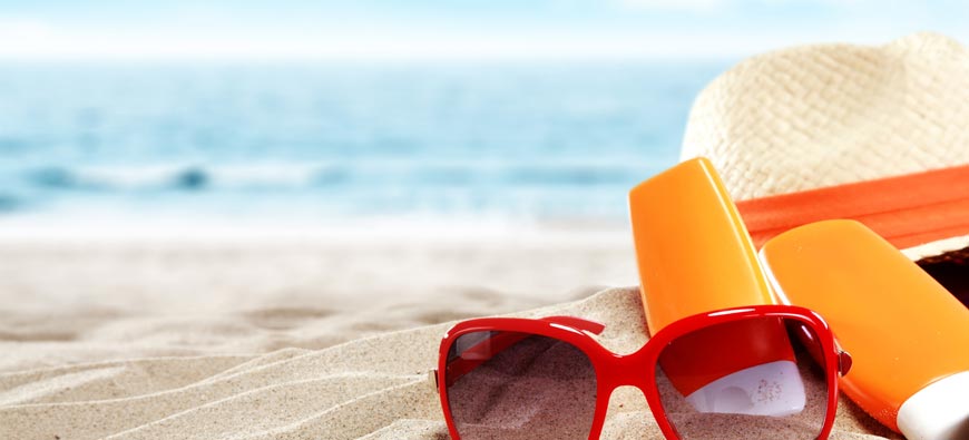 Ochrona włosów przed słońcem – tylko sprawdzona strategia pielęgnacji włośów latem